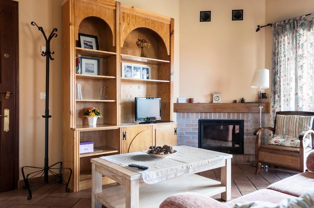 Apartamentos Rurales La Carbayala Oviñana المظهر الخارجي الصورة